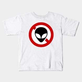 NO ALIENS Kids T-Shirt